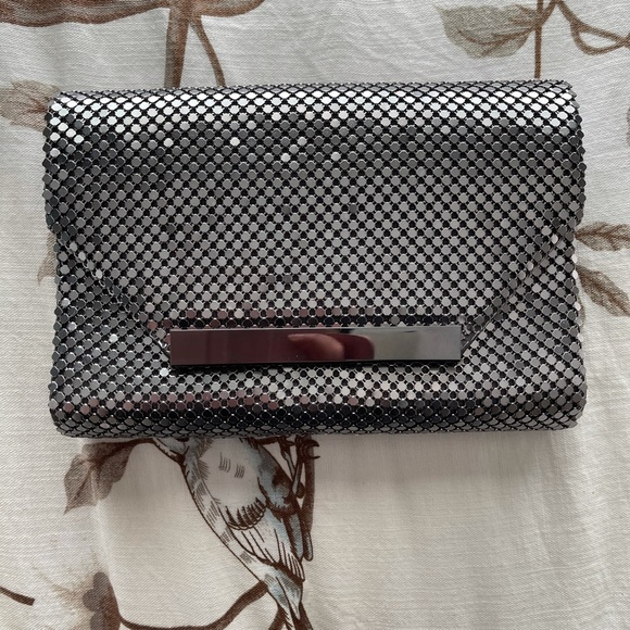 Bundle of Clutches - Picture 7 of 9